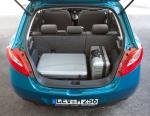 Mazda2 2010 года